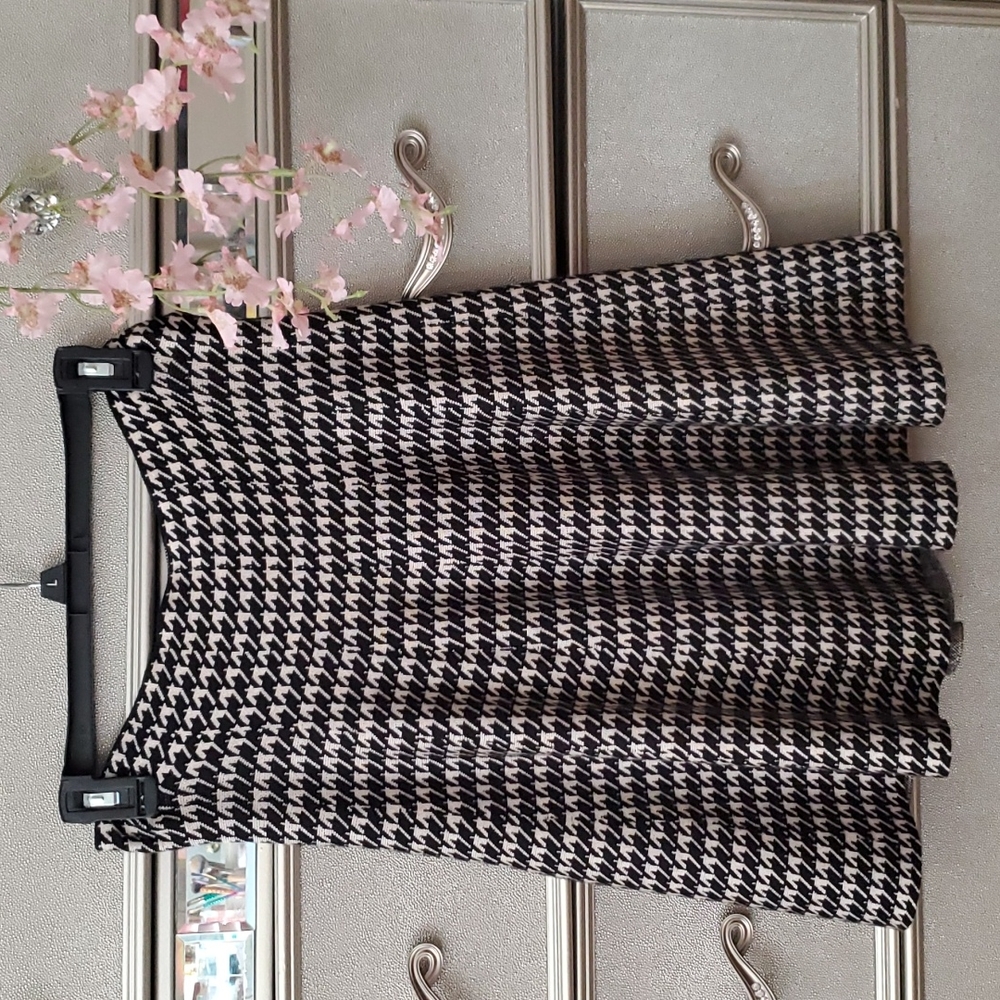 New Skirt from Max Studio.  Size L